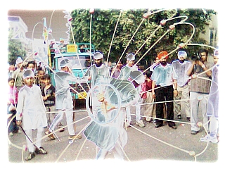 namdhari sikhs celebrating holla